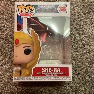 She-ra funko pop master of the universe 38 WITH stand and box